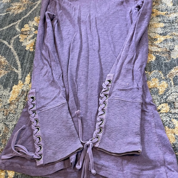 Free People lace up cuff top - Picture 5 of 7